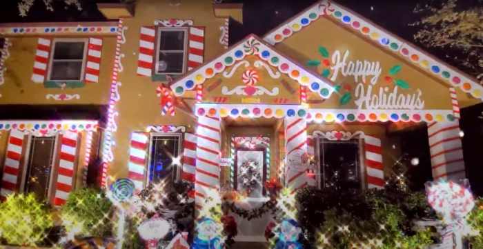 Christmas decor gingerbread house